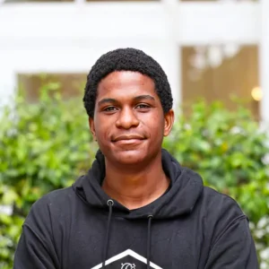 Zwelihle Makhoba headshot