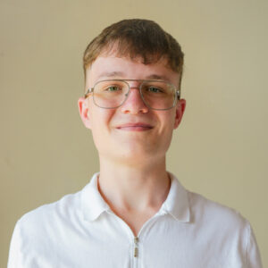 Joshua Gillett headshot